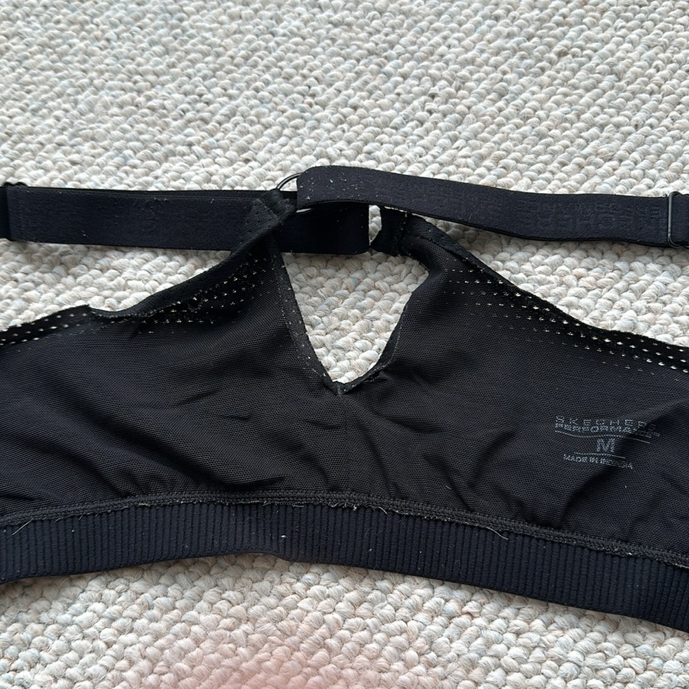 Front zip Sports bra - Picture 4 of 5